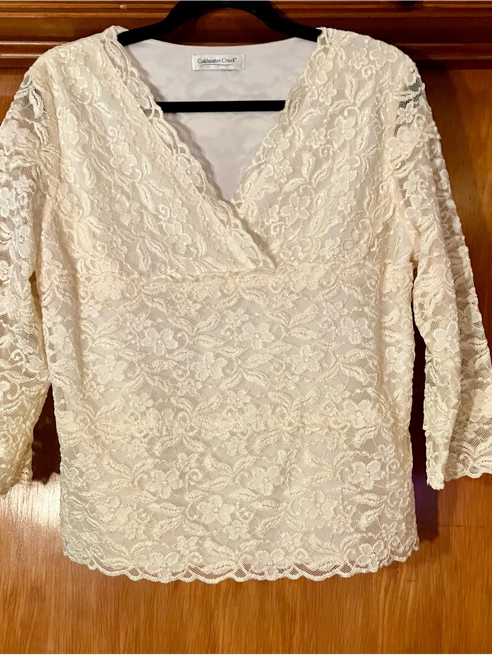 Coldwater Creek Cream Lace V-Neck Blouse with 3/4 Sleeves